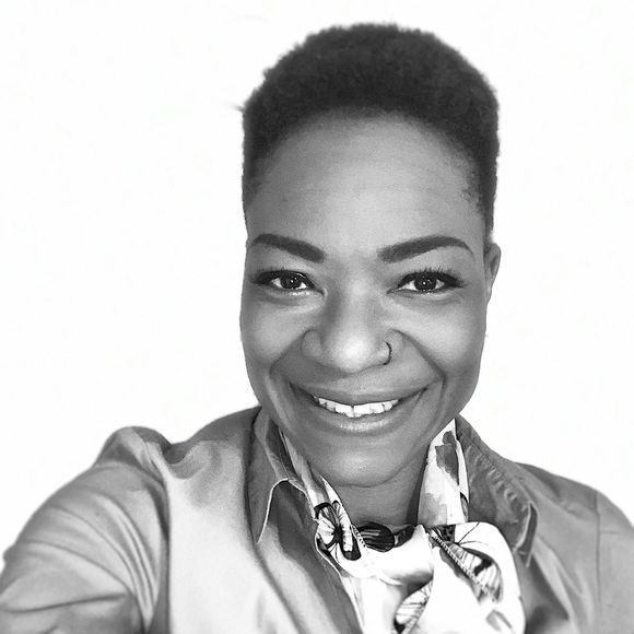 Meet your Posher, Danita - Picture 1 of 1